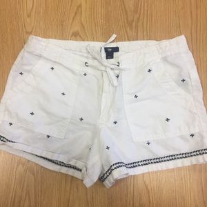 GAP Embroidered Utility Shorts in Linen